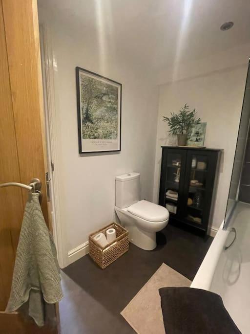 Nestled In Kendal Apartment ภายนอก รูปภาพ